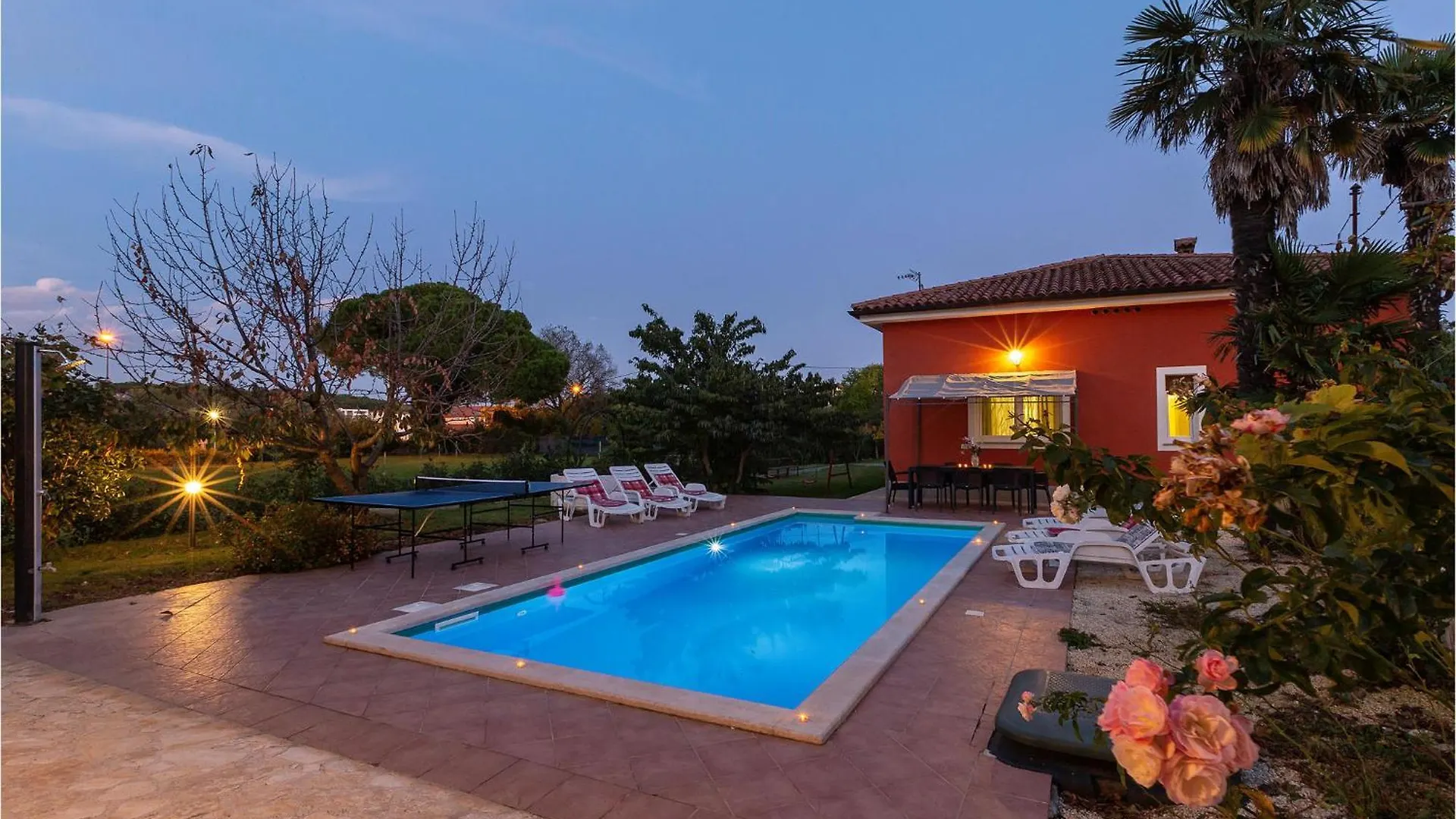 Beautiful Home In Pula With Wifi Vikendica